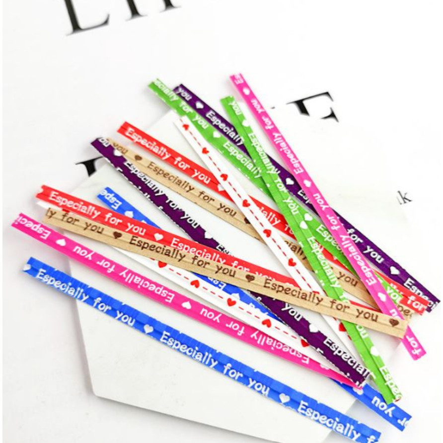 100pcs 9cm Twist Ties for Gift Bags Sealing Wire Especially For You Love Print Candy Cookie Bags Wrapping彩色纸质扎带扎线(2091L) - Image 4