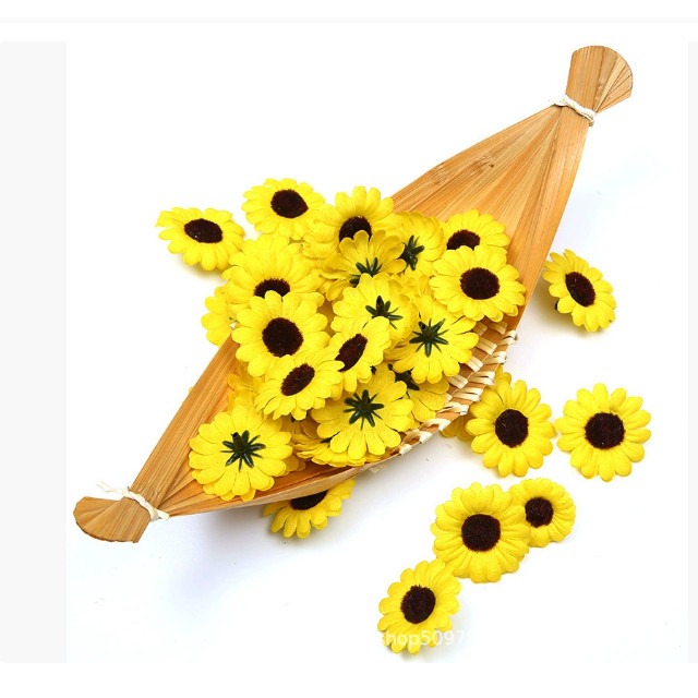 25pcs Lifelike Artificial Plastic Sunflower Heads Home Party Decorations Props (Yellow) (858L) - Image 3