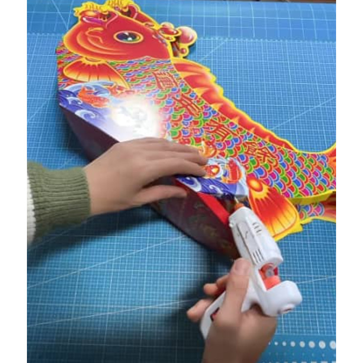 Paper crafts, including fish boats, treasure bowls, and other paper boats鱼船 聚宝盆 (4025L) - Image 4