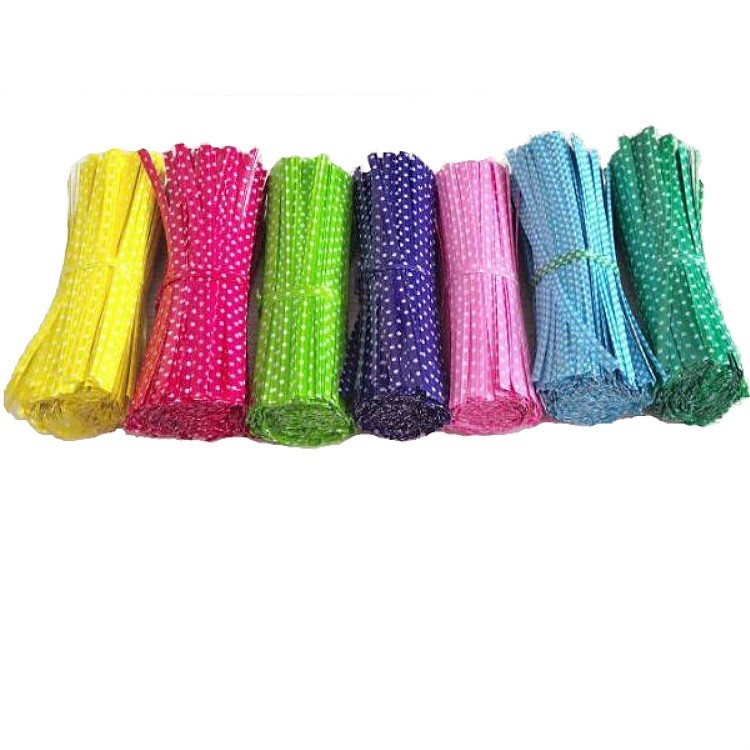 100pcs/bag 9cm Multiple colors PVC grid Sealing wire bakery packing sealing bread cake decoration(171L)