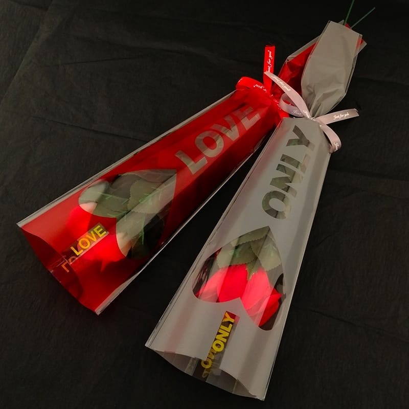 50pcs/lot LOVE Letters Wrapping Plastic Single Rose Flower Packaging Bag Party Decorations Rose Boxes Cases(1517L) - Image 4
