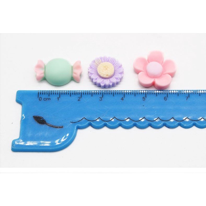 10pcs/lot Kawaii Cartoon Flatback Resin Cabochons Embellishments Flat Resins of Characters Fit Phone Deco Parts (1198L) - Image 3