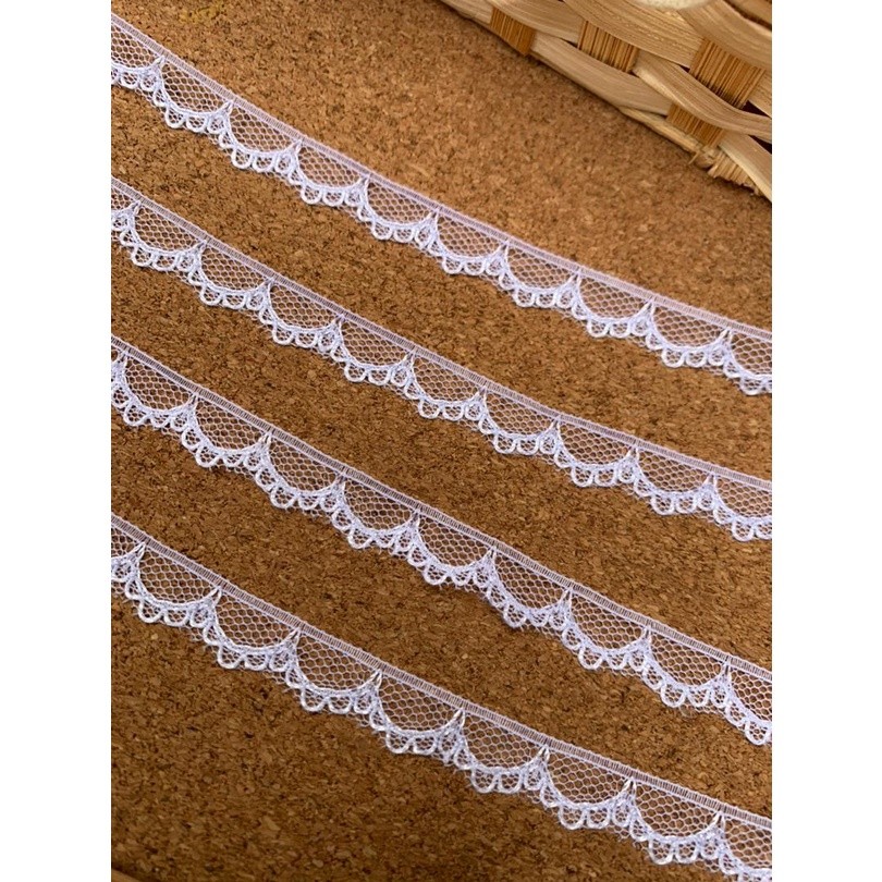5 yards Beautiful White Lace, DIY Crafts/Wedding/Clothing/Lace Ribbon Gift Wrapping And Other Accessories(1429L) - Image 2