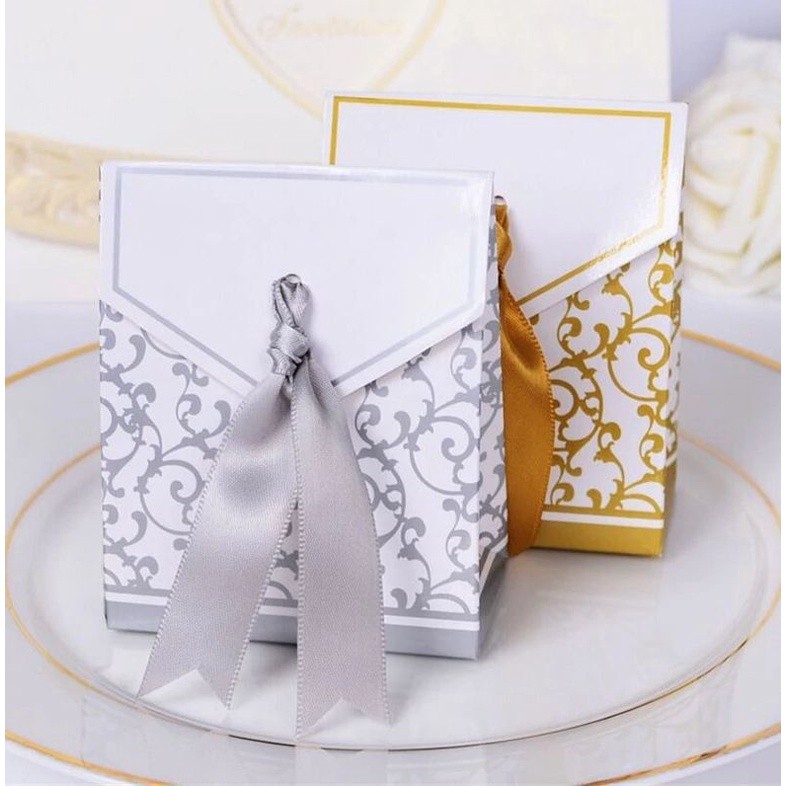 1pc Upscale Gold Sliver Flower Candy Boxes Bag Favor Sweet Cake Gift Party Wedding(135L) - Image 2