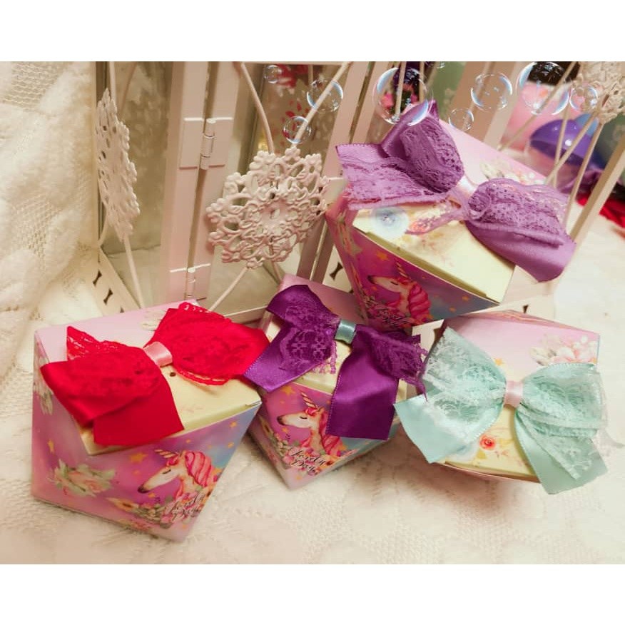 1pc Diamond shape Lovely unicorn Candy Box Wedding Favors And Gifts baby shower birthday Party Supplies(138L)