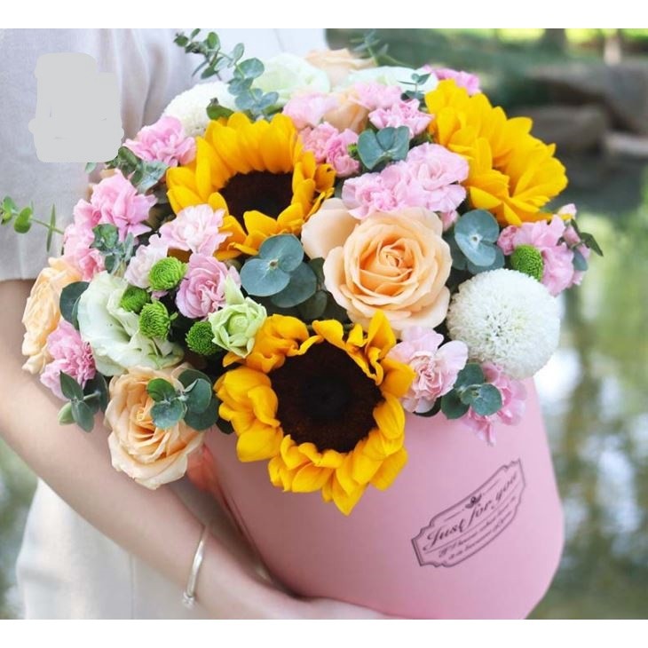 New Round Flower Paper Boxes Lid Hug Florist Flower Bucket Gift Packaging Box Gift Candy Bar Party Wedding(1245L) - Image 6