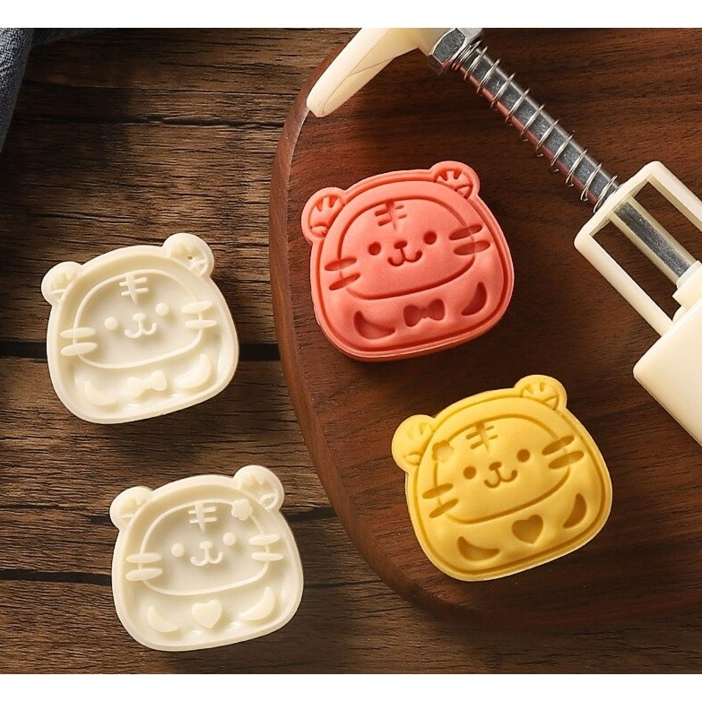 Plastic Material Mooncake Mold 75g Tiger Shaped Stamps Moon Cakes Moulds for Mid-Autumn Festival【元宝虎】 月饼模具(2214L) - Image 2