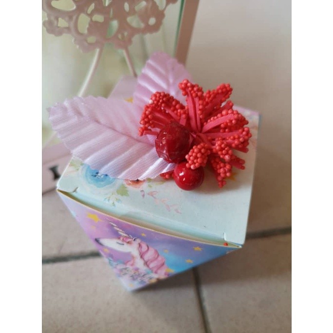 1pc Diamond shape Lovely unicorn and Flower Candy Box Wedding Favors And Gifts baby shower birthday Party(137L) - Image 4