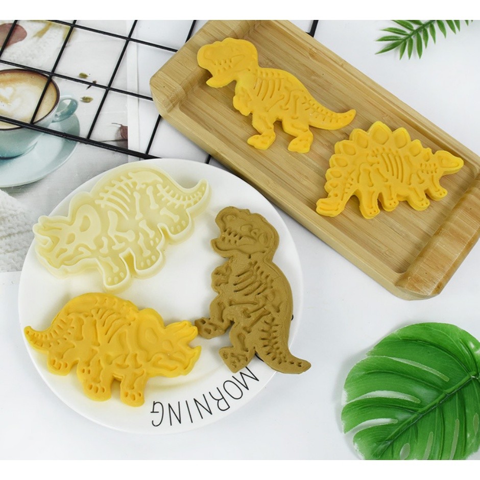 3Pcs/Set 3D Dinosaur Cookie Cutters Mold Dinosaur Biscuit Embossing Mould Sugar Dessert Baking Mold 恐龙主题烘焙饼干模具(2241L) - Image 3