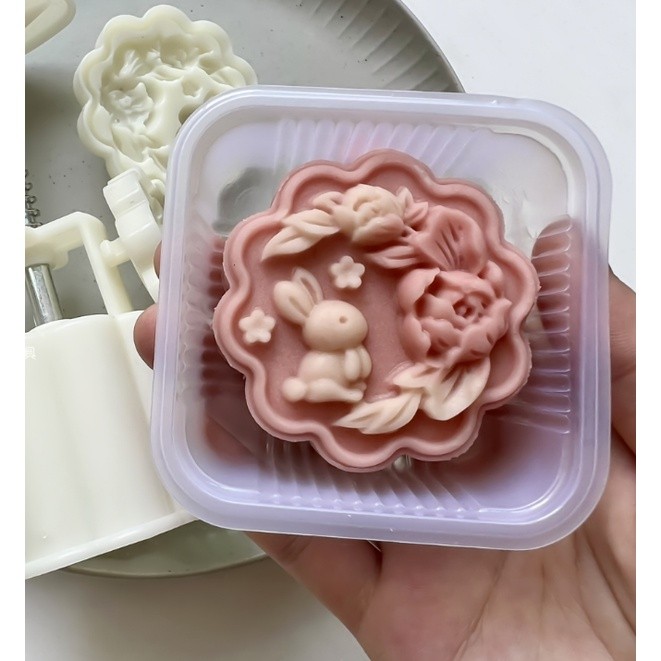 50/75g Plastic Material Mooncake Molds Mooncake Stamps Mooncake Mould Cute Bunny Shaped Baking Tool【花前月下兔】月饼模具(2217L) - Image 6