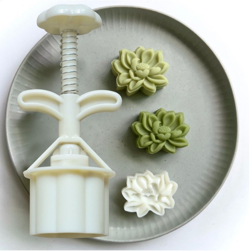 Mid-autumn Festival Peach Blossom 25g to 40g Mooncake Mold Flower Shaped Cookie Embosser Stamp Fondant 月饼模具(2213L) - Image 7