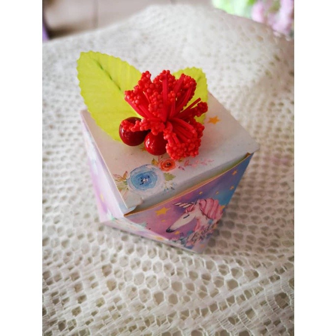 1pc Diamond shape Lovely unicorn and Flower Candy Box Wedding Favors And Gifts baby shower birthday Party(137L) - Image 5