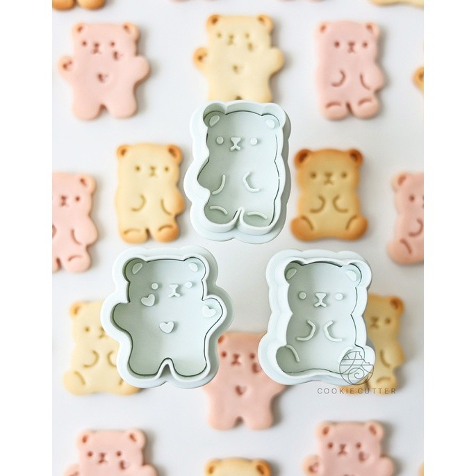 Bear Pattern Cookie Cutter Valentine's Day Love Bear Animal Shape Biscuit Mold Hand Pressure Fondant 韩式卡通动物(2253L)