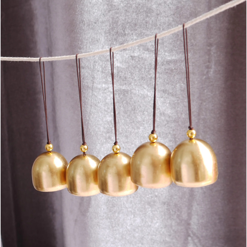 Mini Brass Bell Christmas Metal Pendant Door Bell Diy Craft Wind Chime Brass Bell Decorations Accessories黄铜迷你铃铛(2784L)
