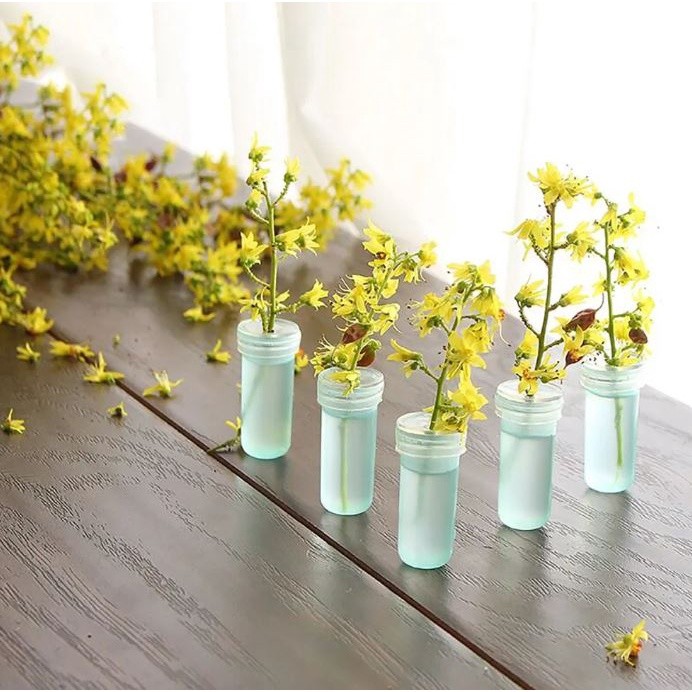 7.3cm Plastic Flower Nutrition Tube With Cap Fresh Flower Water Storage Tube Plant Fresh-keeping Culture (2510L) - Image 4