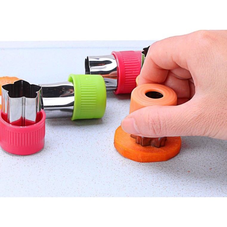 3Pcs Vegetable Cutter Flower Shapes Mini Pie Cookie Cutters Fruit Pastry Stamps Biscuit Mold for Kids Food (2452L) - Image 5