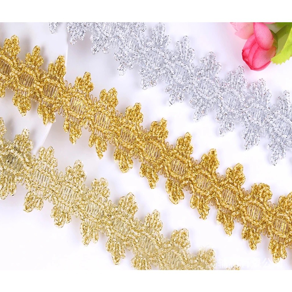 1yard 3.5cm Wide Gold Silver Lace Curve National Braided Trim DIY Dancing Dress Stage Decoration Sew Edges金银色花边 (2697L)