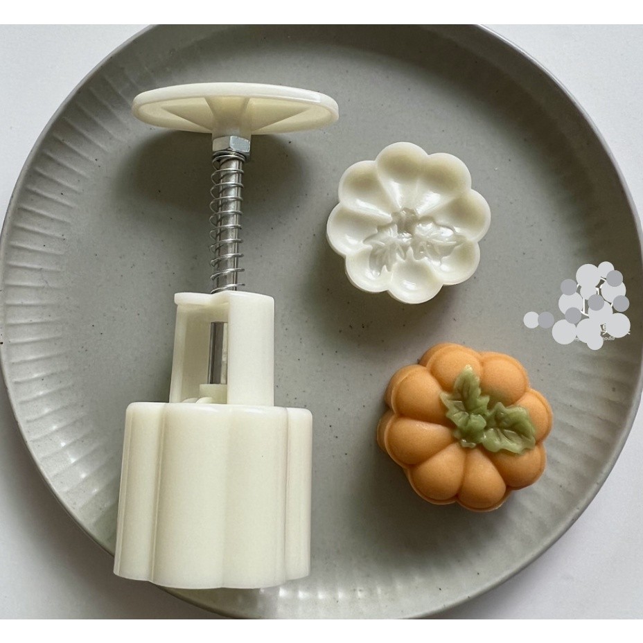 30g/50g Fruit Pineapple/ Pumpkin Shaped Mooncake Mold Stamp Hand Press Chocolate Mould 菠萝南瓜月饼模具(2205L) - Image 3