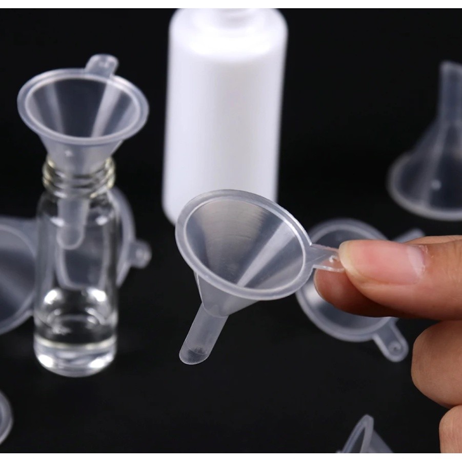 1pc Mini Transparent Plastic Funnel Hopper Kitchen Cooking Accessories Gadgets Perfume Emulsion Packing (2762L) - Image 4