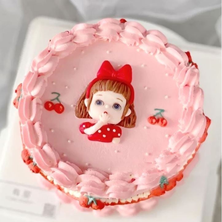 1pc Cake Toppers Cake Decoration Girl Shaped Ornament Polymer Clay Craft (1306L)