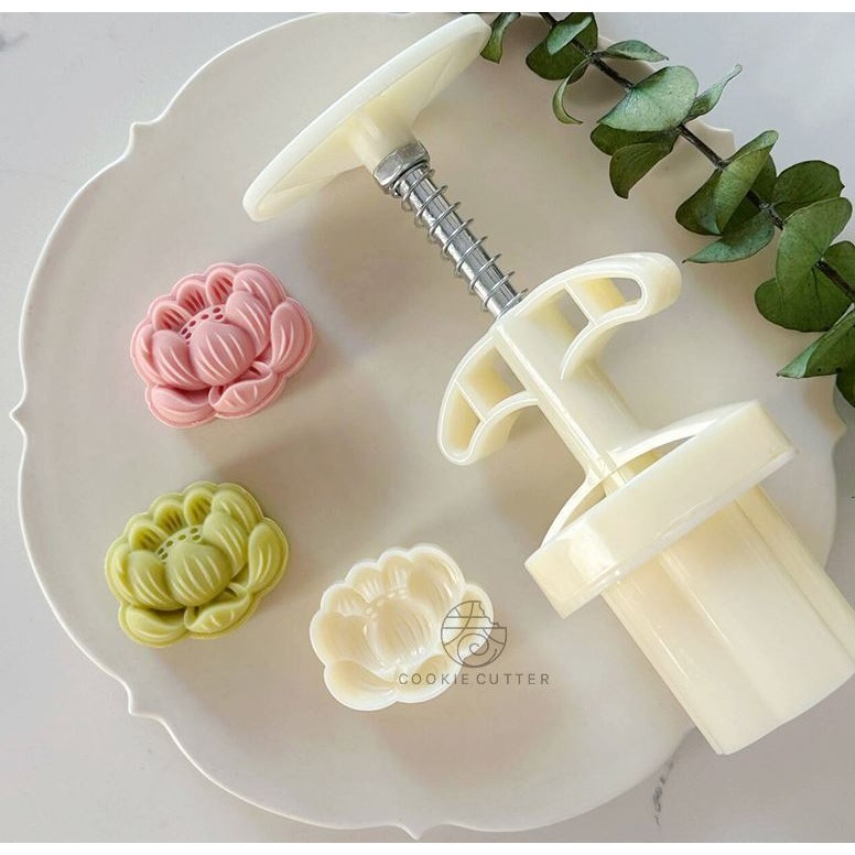 20g-30g Small Lotus Bean Paste Cake Mold Mini Lotus Chinese Mid-Autumn Festival Rice Dumpling Mold荷花绿豆糕广式冰皮月饼烘焙模具(2919L) - Image 5