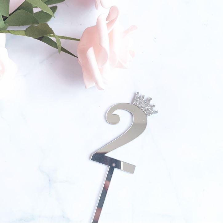 10.5cm Mirror Surface Cake Topper Acrylic Number 0-9 with Crown Kids Birthday Party Dessert Cake Decorating(993L) - Image 16