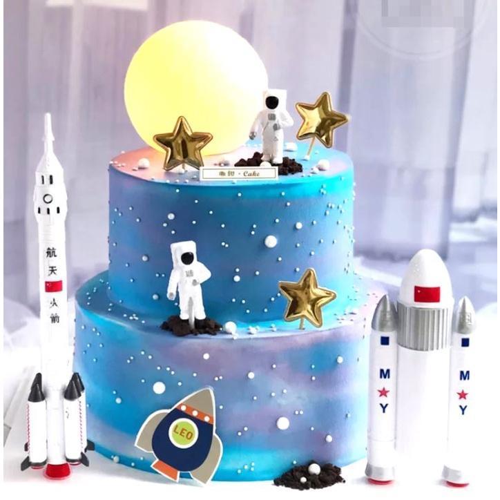 Astronaut Aeronautical Model Rocket Scene Space Shuttle Cake Decoration Moon Birthday Cake Topper Cake Decorating(977L)
