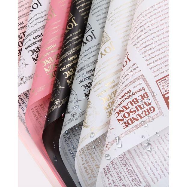 1Pcs Newspaper English Alphabet Waterproof Flower Wrapping Paper Bouquet Gift Crepe Papers Flower Packaging (1936L)