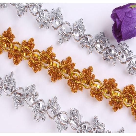 Width 23mm 1yard gold silver polyester corrugated flower braided crochet ribbon lace trim 三朵金色花边 (1559L)