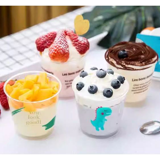 20pcs 200ml Disposable Salad Cup Transparent Plastic Dessert Bowl Container Ice Cream Plastic Cup With Lids (3097L)
