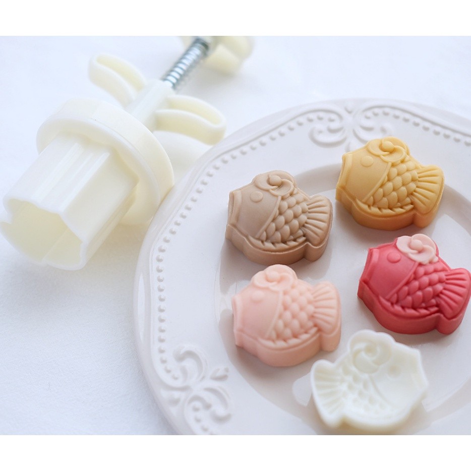 Rose Koi Shape Mooncake Mold 25g Fish Hand Pressed Mung Bean Cake Pineapple Pastry Mold【玫瑰锦鲤】 月饼模具(2218L)