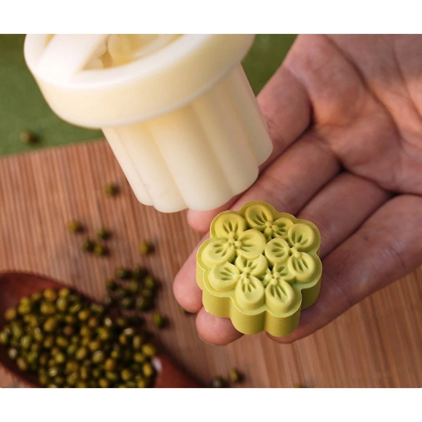 Mini mung bean cake mold month osmanthus 15g-25g frosted moon cake mold pastry hand-pressed household桂花月饼模具 (2219L) - Image 6