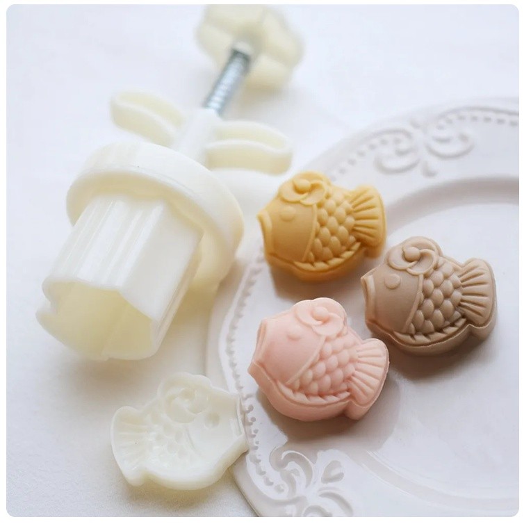 Rose Koi Shape Mooncake Mold 25g Fish Hand Pressed Mung Bean Cake Pineapple Pastry Mold【玫瑰锦鲤】 月饼模具(2218L) - Image 5