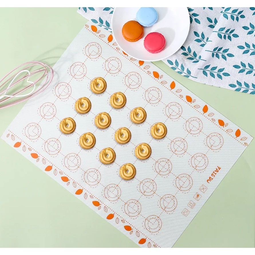 Silicone Macaron Baking Mat - for Bake Pans - Macaroon/Pastry/Cookie Making - Professional Grade Nonstick硅胶防滑揉面垫(2737L) - Image 2