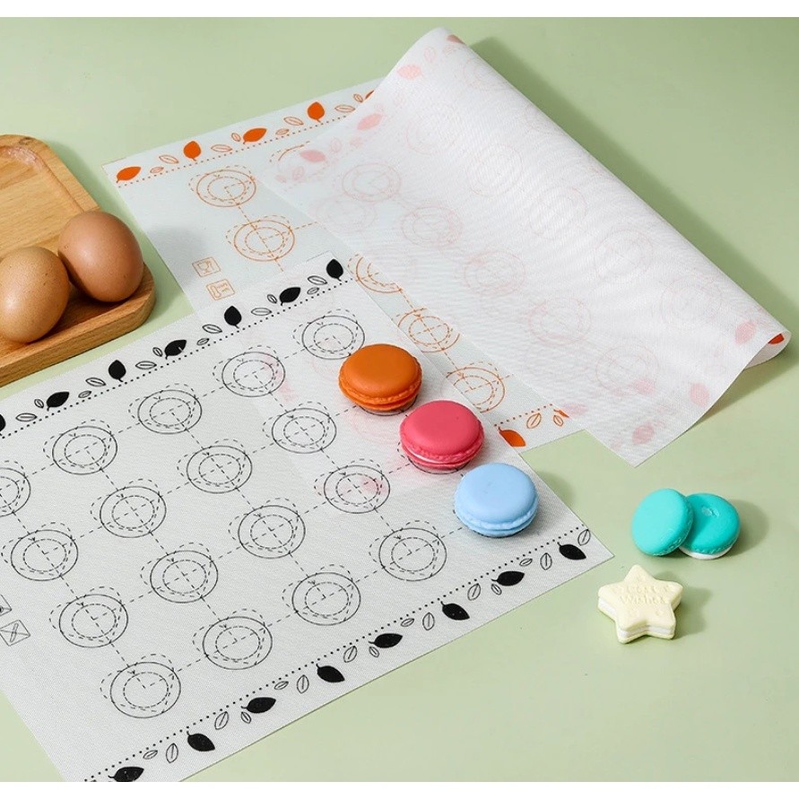 Silicone Macaron Baking Mat - for Bake Pans - Macaroon/Pastry/Cookie Making - Professional Grade Nonstick硅胶防滑揉面垫(2737L) - Image 3