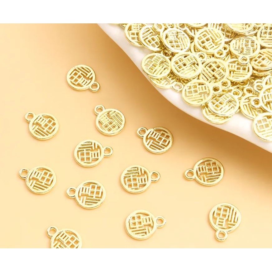 1pcs Chinese Style Fu Word Round Openwork Charms Creative Men Women Necklace Bracelet Earrings Amulets 福字吊坠合金小福牌(2523L) - Image 4