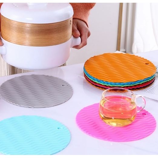 1PC New Wavy Lines Silicone Table Pad Round Placemat Drink Cushion Heat Resistant Cup Coaster(2936L)