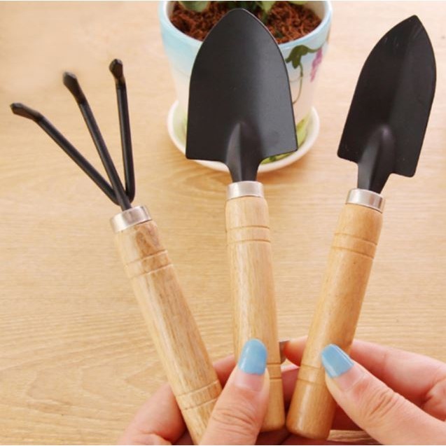3 Piece Set Mini Gardening Potting Tools Wooden Handle Shovel Rake Shovel Multifunctional Household Plant Tools(2984L) - Image 4